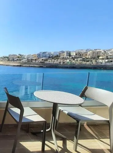 Cloud 7 Quality Sea Front * Marsaskala
